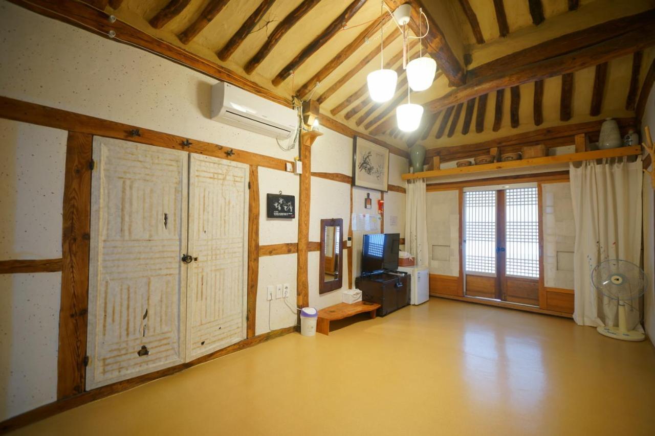 Hanok Madang Jeonju Exterior photo