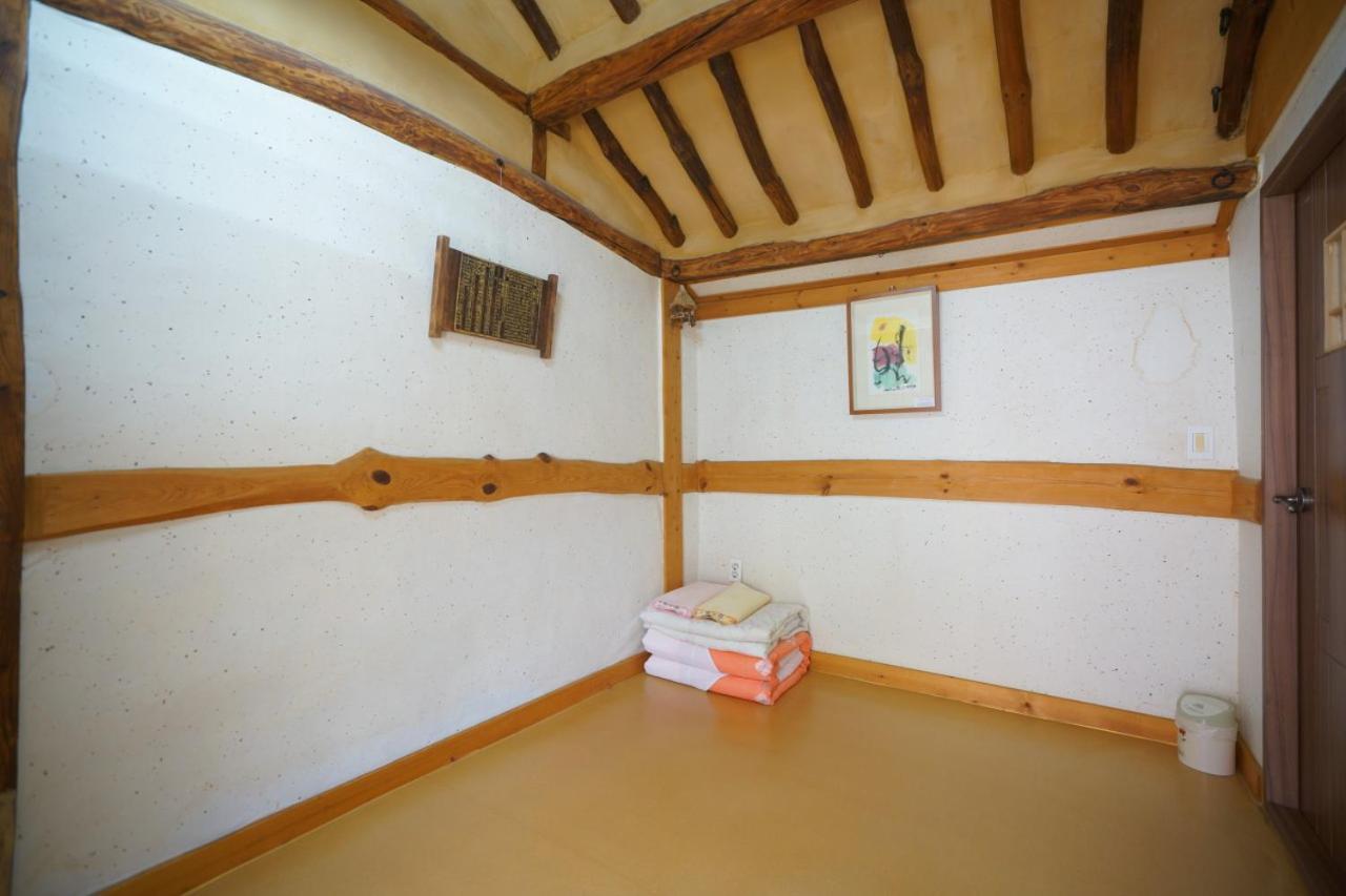 Hanok Madang Jeonju Exterior photo
