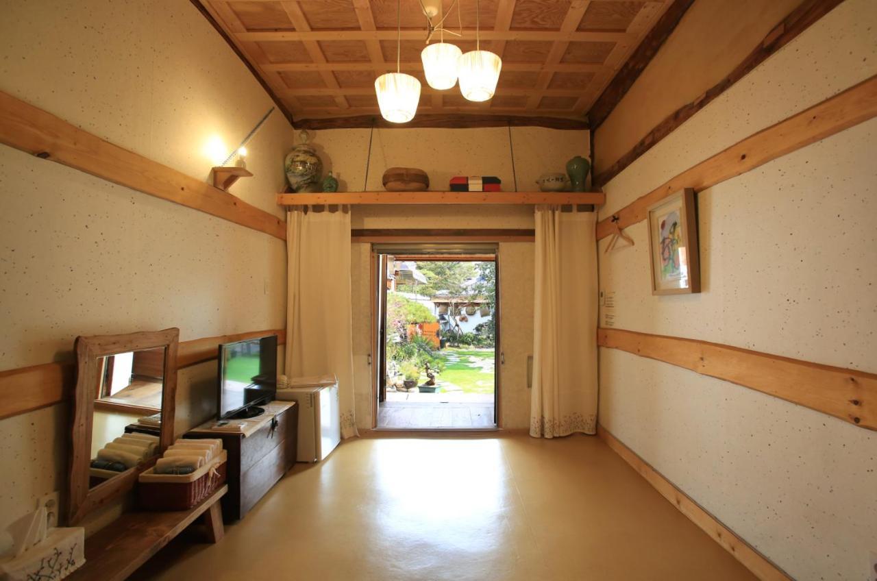 Hanok Madang Jeonju Exterior photo