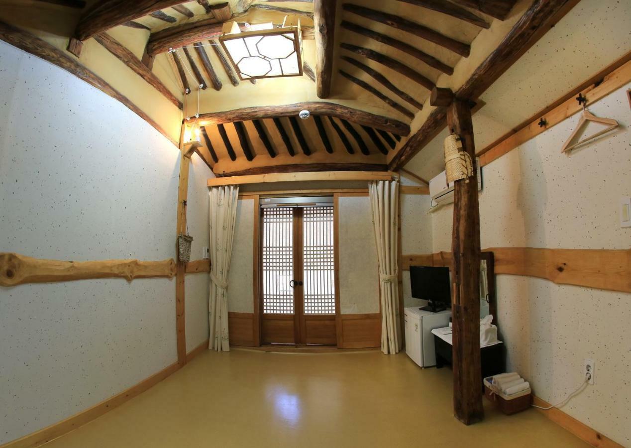 Hanok Madang Jeonju Exterior photo